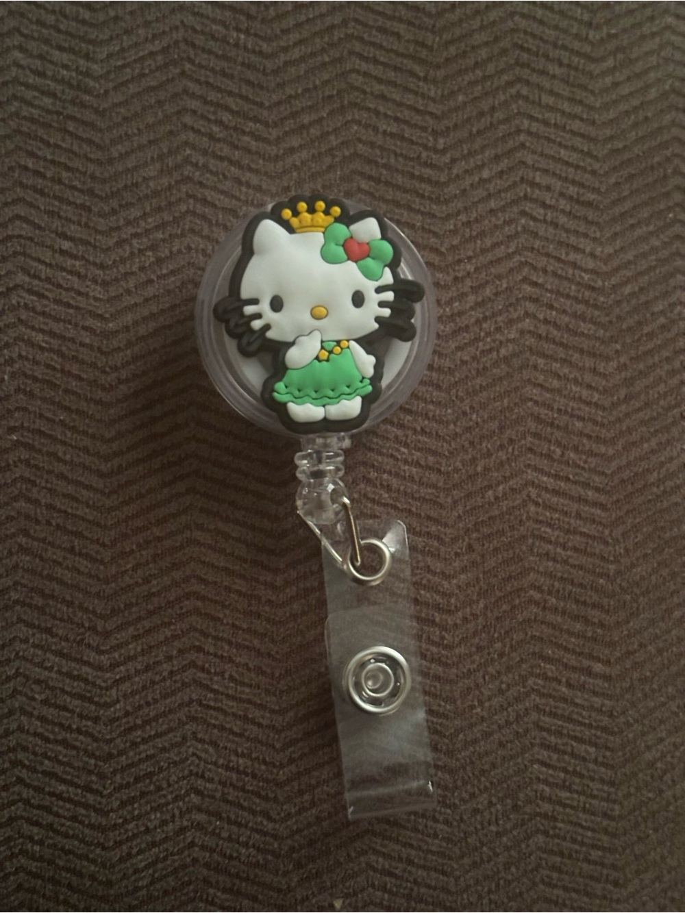 Hello Kitty White & Green Badge Reel with Yellow Crown